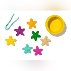 Lovevery- Transfer Tweezers & Felt Stars